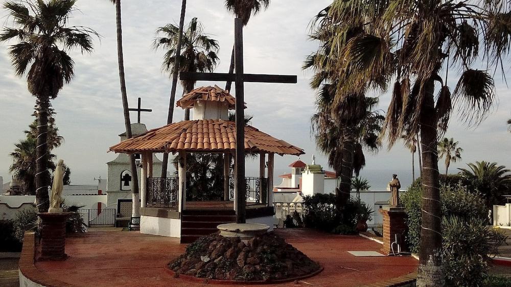 Hotel Calafia Rosarito Exterior photo